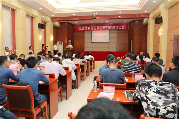 1666927785953472.jpg 1600489040118239.jpg