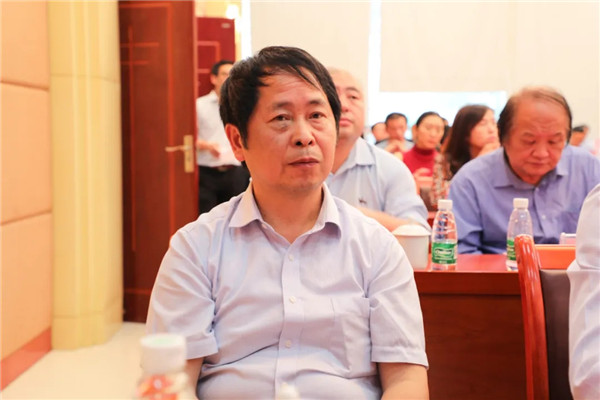 1666927929270230.jpg 1600489113921831.jpg