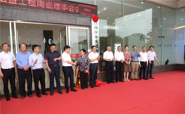 1666928107883531.jpg 1600489283322893.jpg