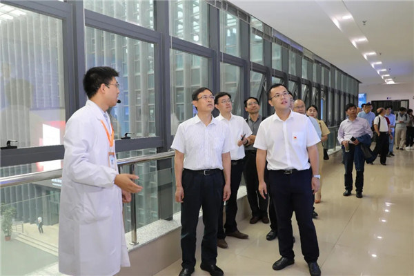 1666928436905732.jpg 1600489429665523.jpg